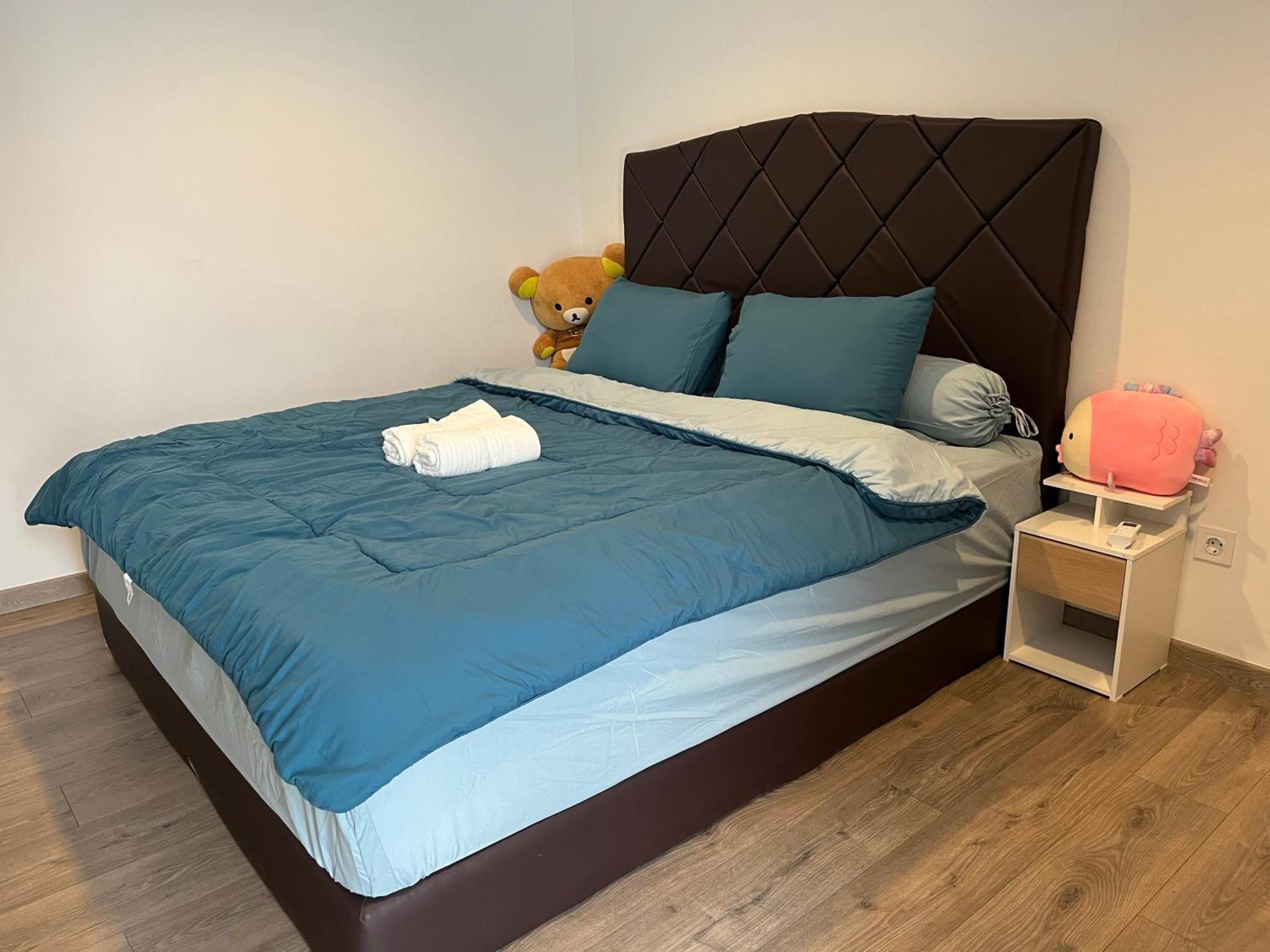 2 Floor Cozy House In Wisteria Jakarta Garden City Экстерьер фото